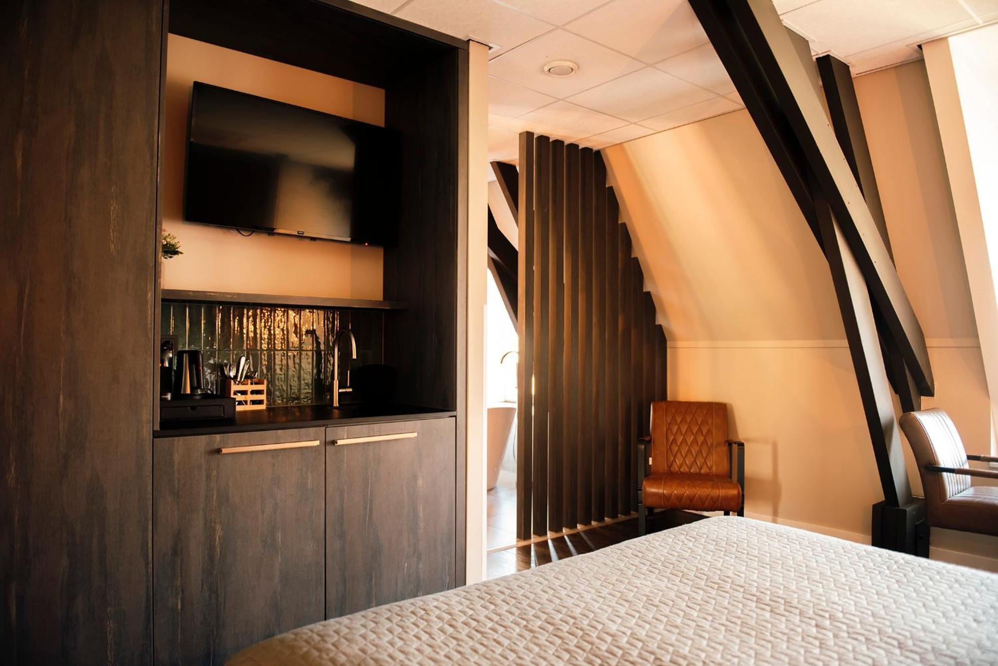 Hotel De Kastanjefabriek Eibergen Bagian luar foto